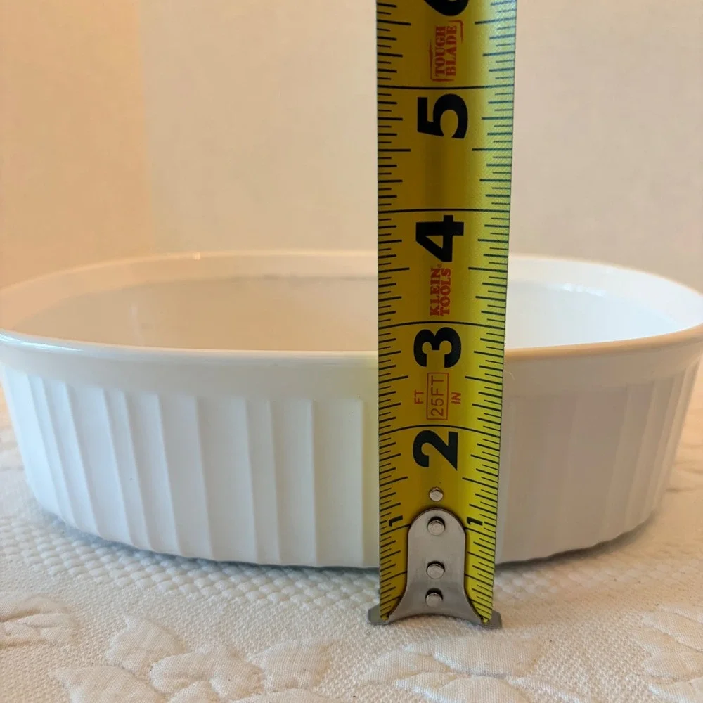 Corning Ware French White Oval Casserole Dish with Pyrex Glass Lid F-12-C 1.5 Qt